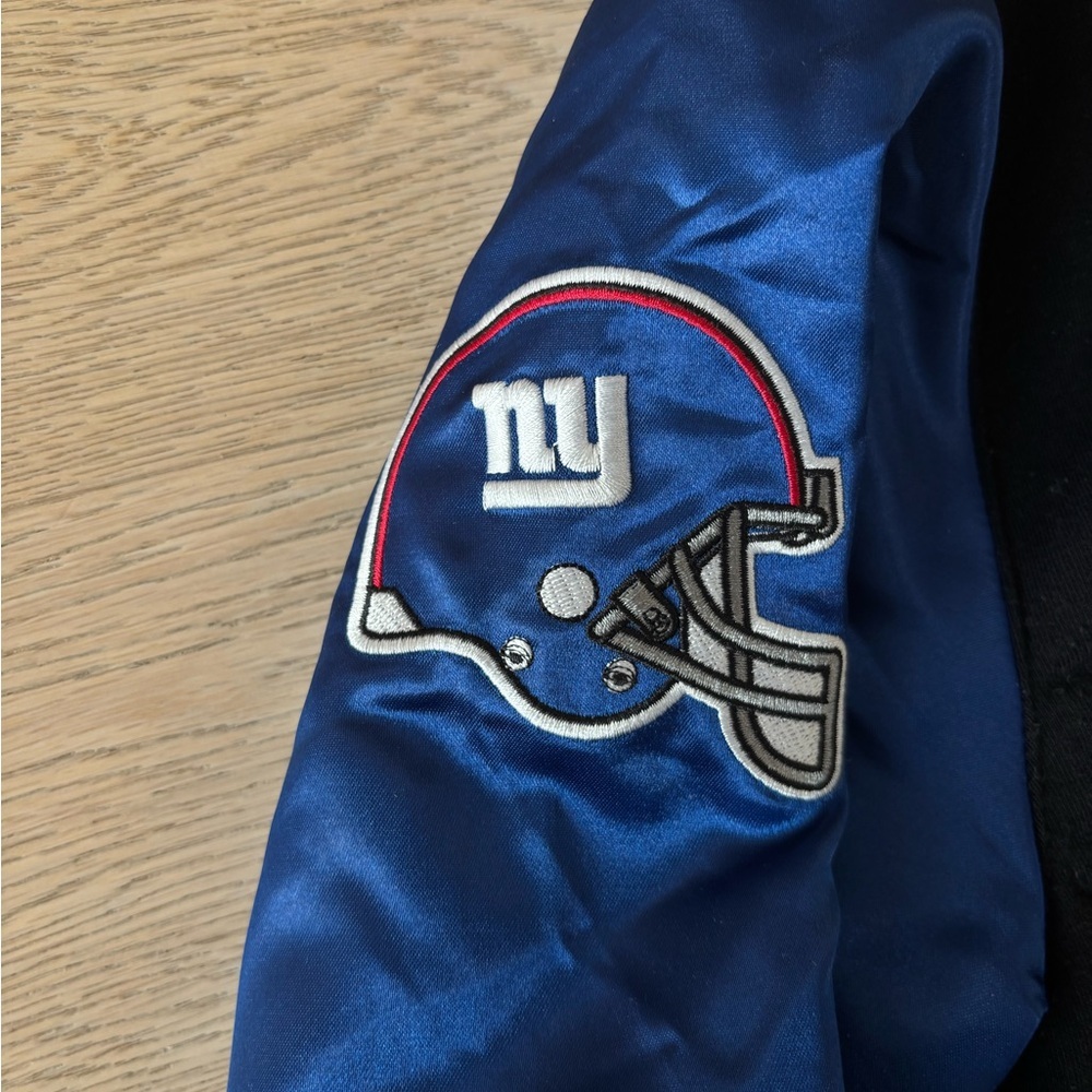 NFL Giants Black and White Striped Collar Jacket - Picture 3 of 4